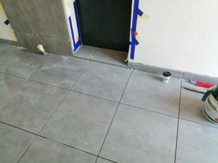 tile-floor-installers-near-me-800x600-4