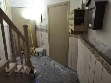 wall-tile-installers-near-me-winnipeg-kab-boot-pro-1-4